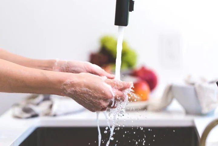 How to Keep your Home Clean Without Using Toxic Chemicals