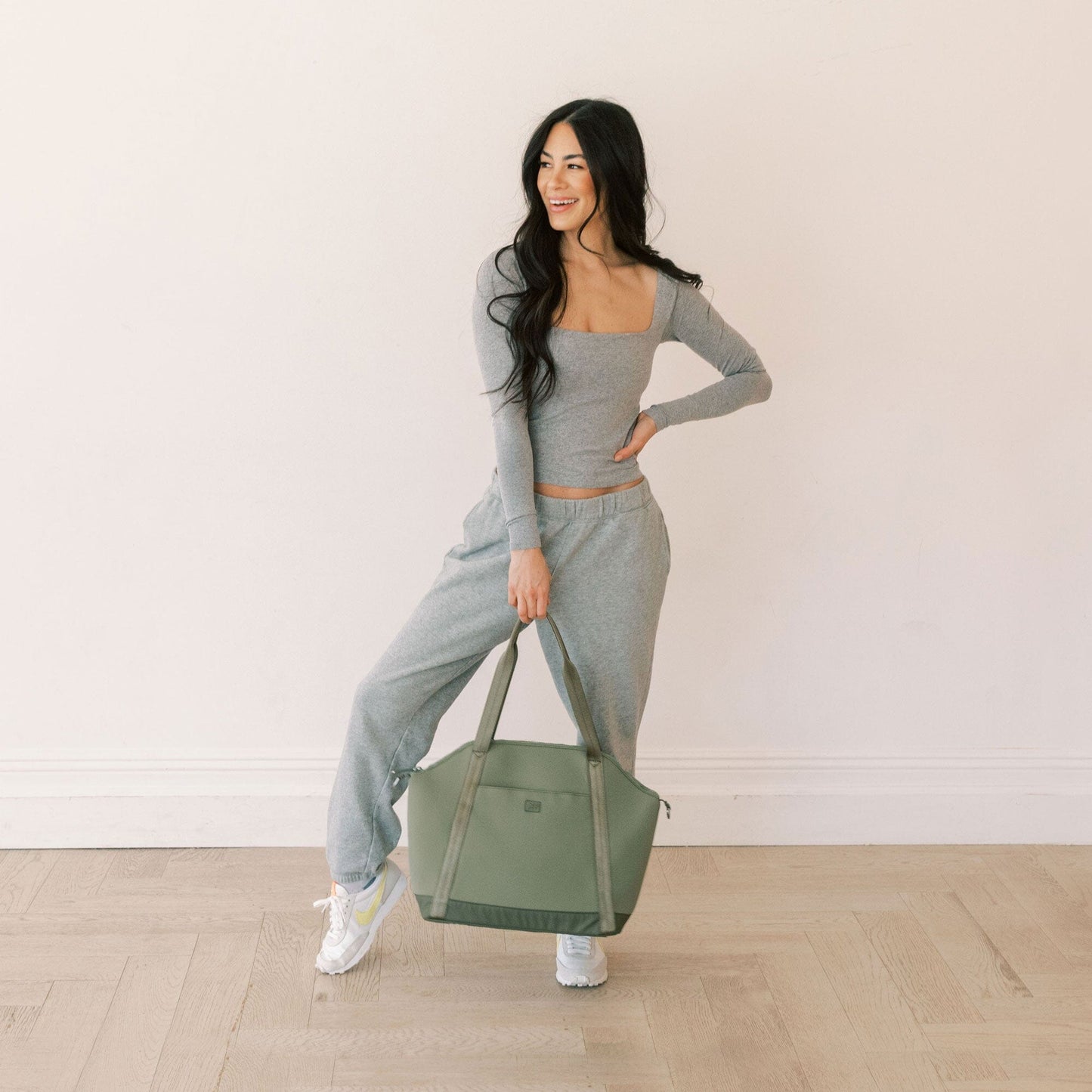 Carry Freshly Picked Seoul Tote Sage