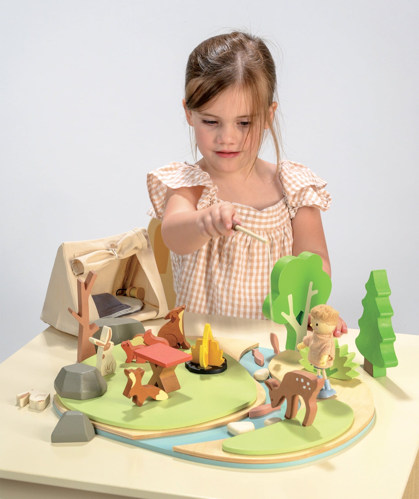 Tender Leaf Toys Wildlife Camping Playset