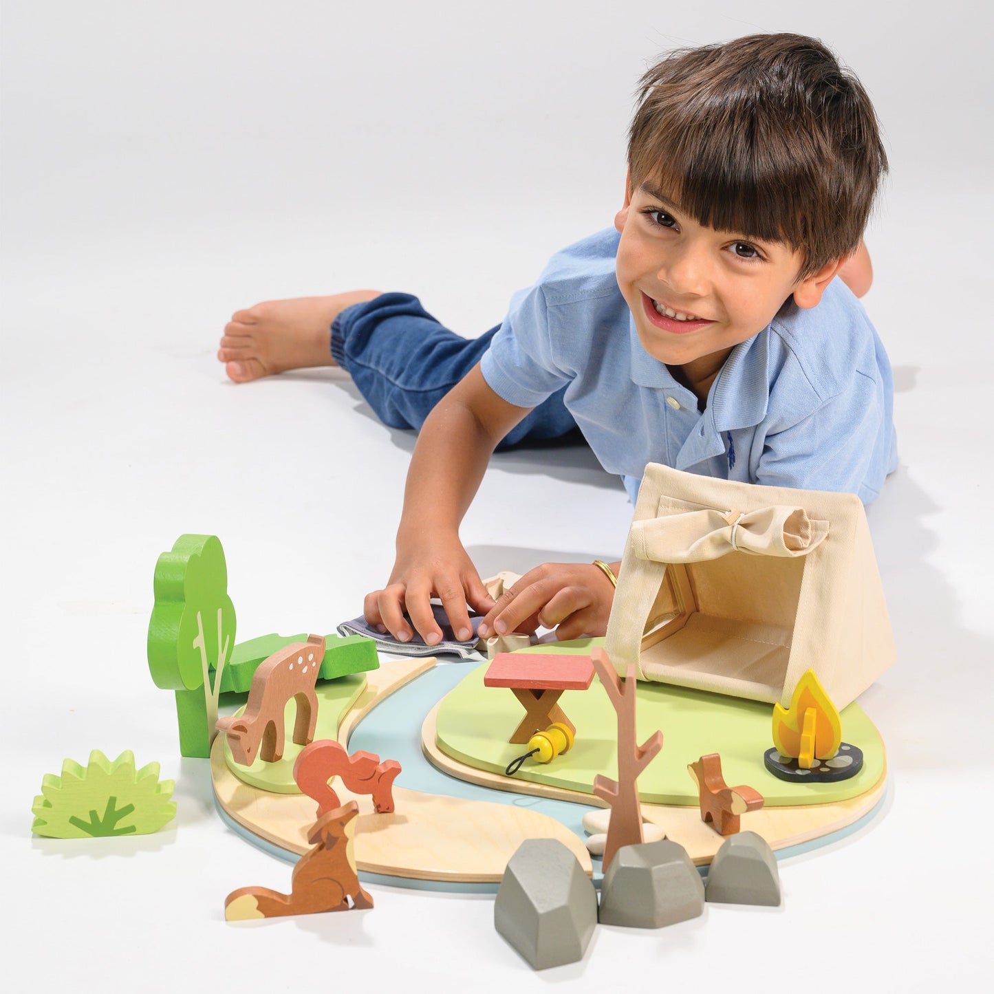 Tender Leaf Toys Wildlife Camping Playset