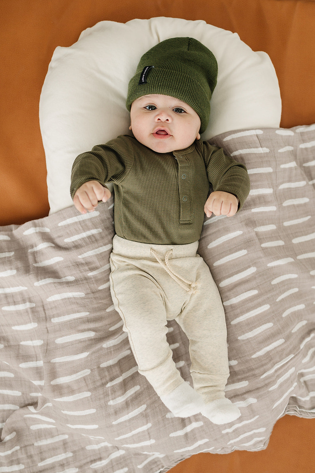 Green Mebie Baby Beanie - Nature's Crib