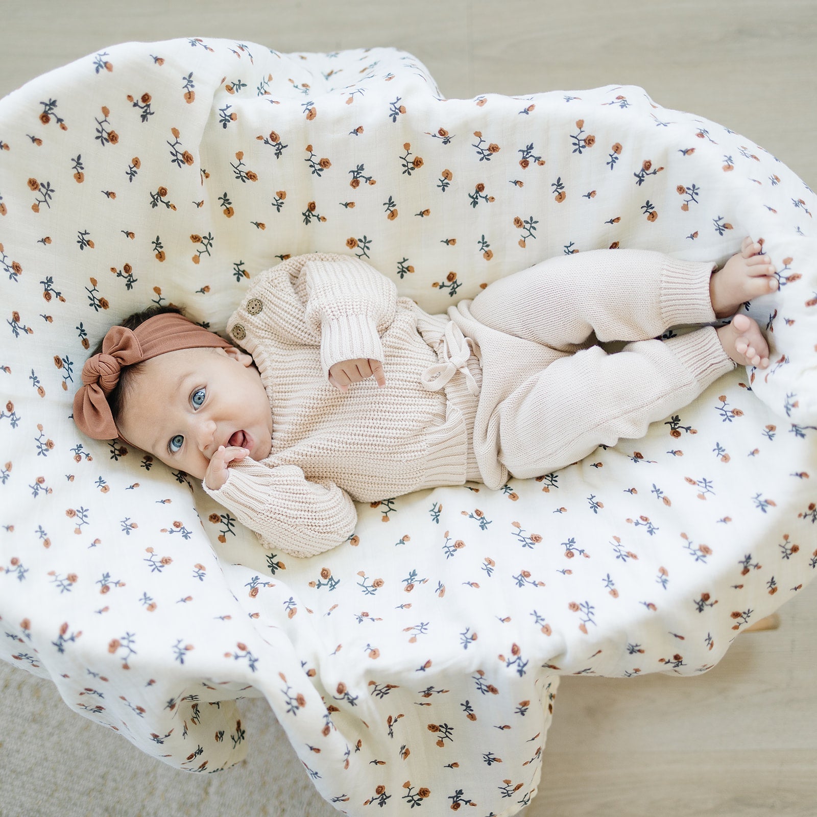 Mebie Baby,Cream Floral Muslin Quilt