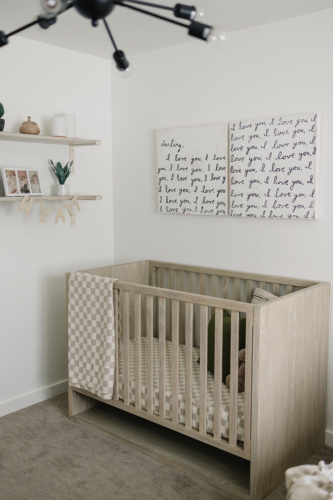 Taupe Checkered Muslin Quilt - Nature's Crib