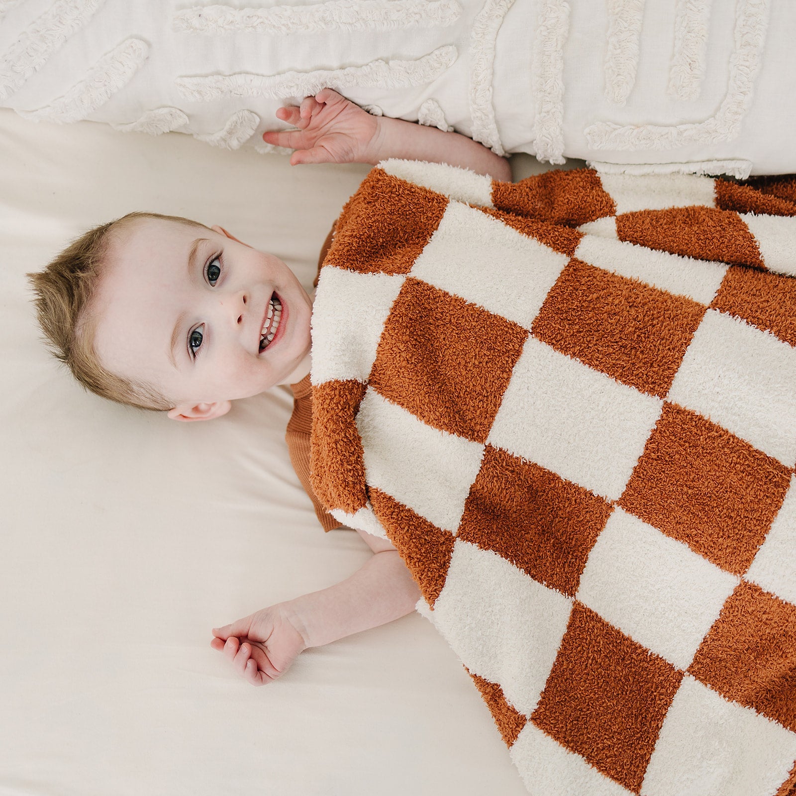 Rust Checkered Plush Blanket - Nature's Crib