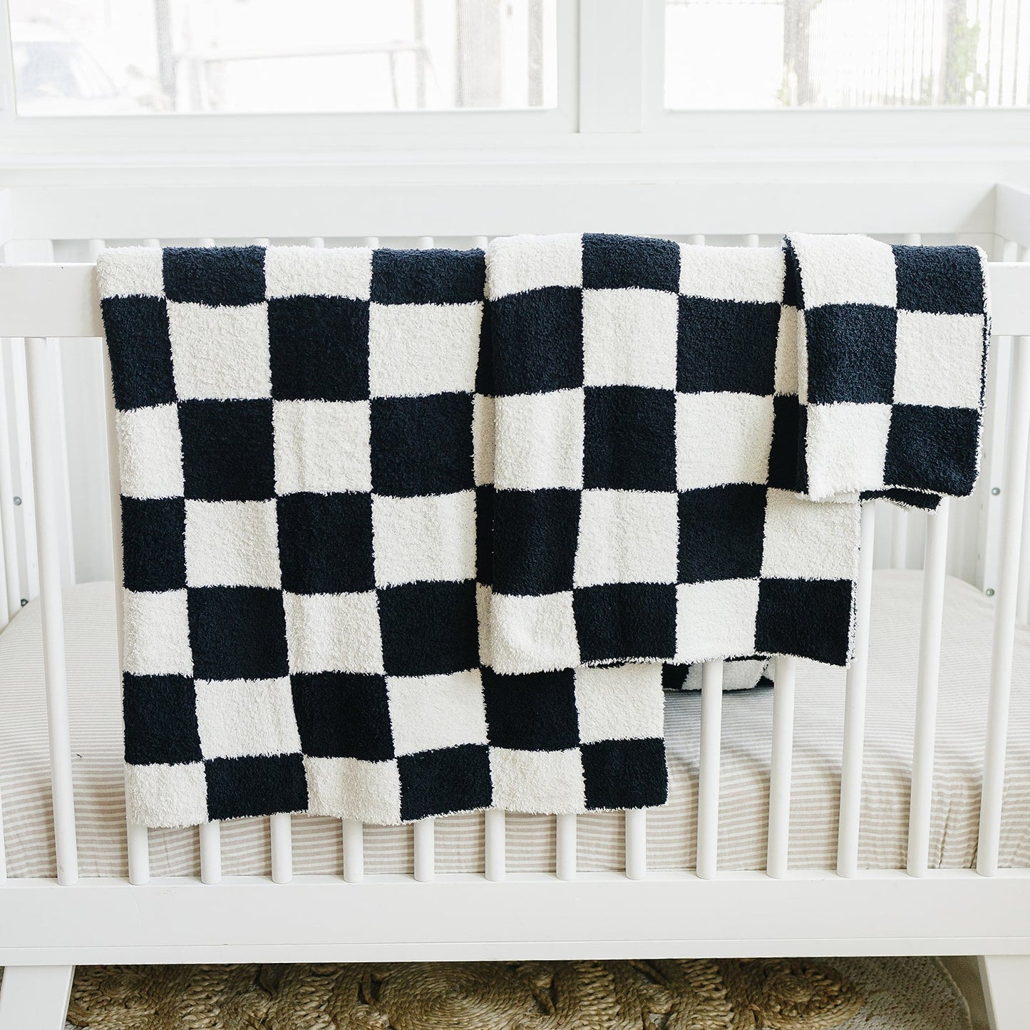 Mebie Baby,Black + White Checkered Plush Blanket