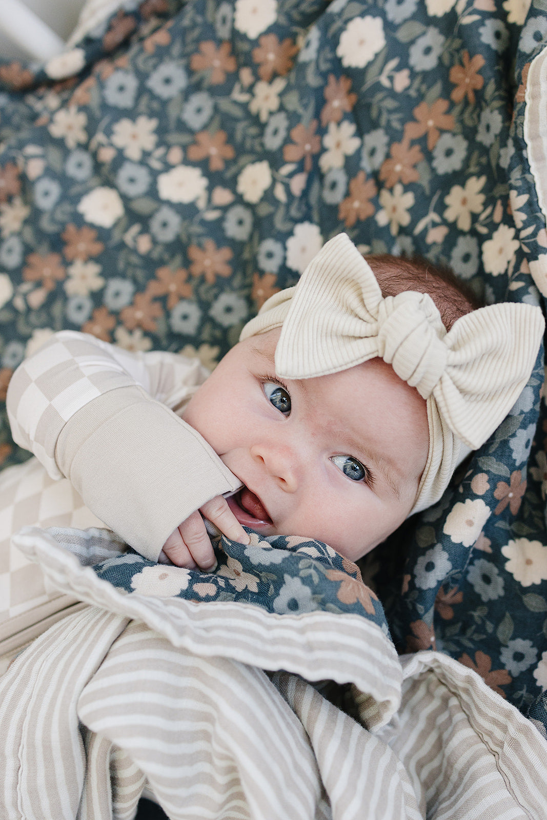 Taupe Stripe + Midnight Floral Muslin Quilt - Nature's Crib