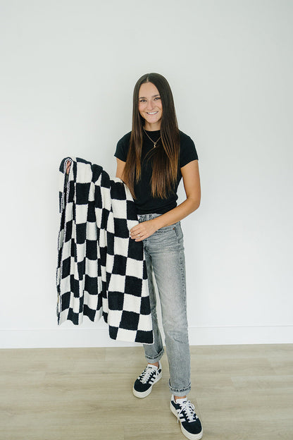 Mebie Baby,Black + White Checkered Plush Blanket