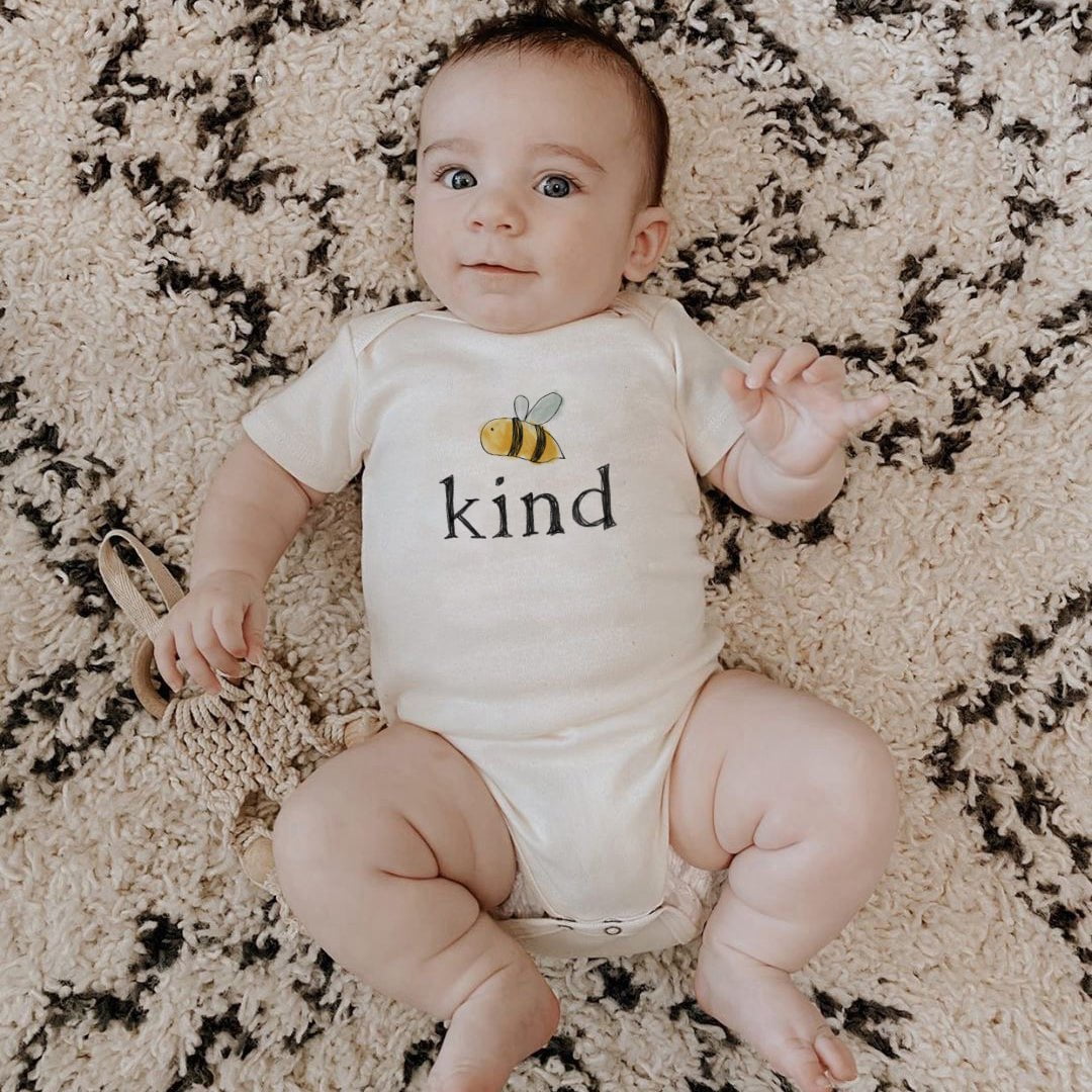 Organic Graphic Bodysuit Set | inspiring 4 pack + 1 free