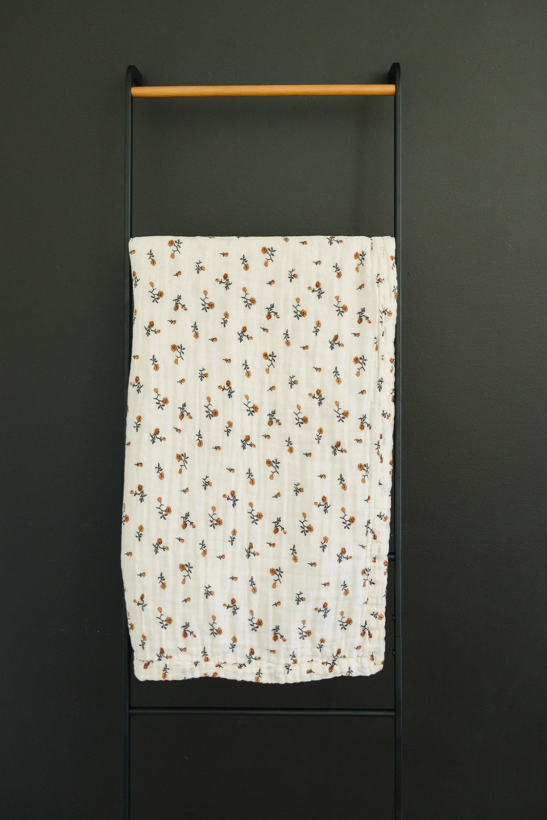 Mebie Baby,Cream Floral Muslin Quilt