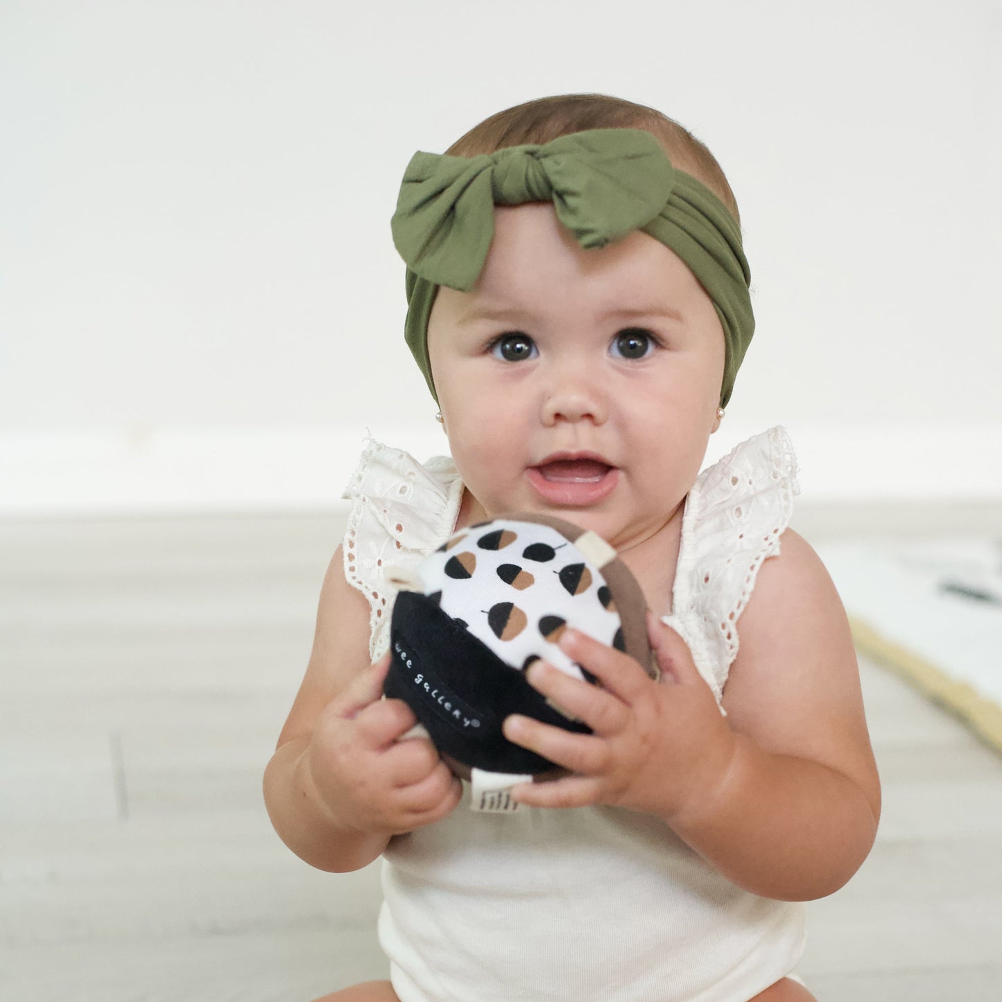 Acorn Clutch and Taggy Ball Bundle
